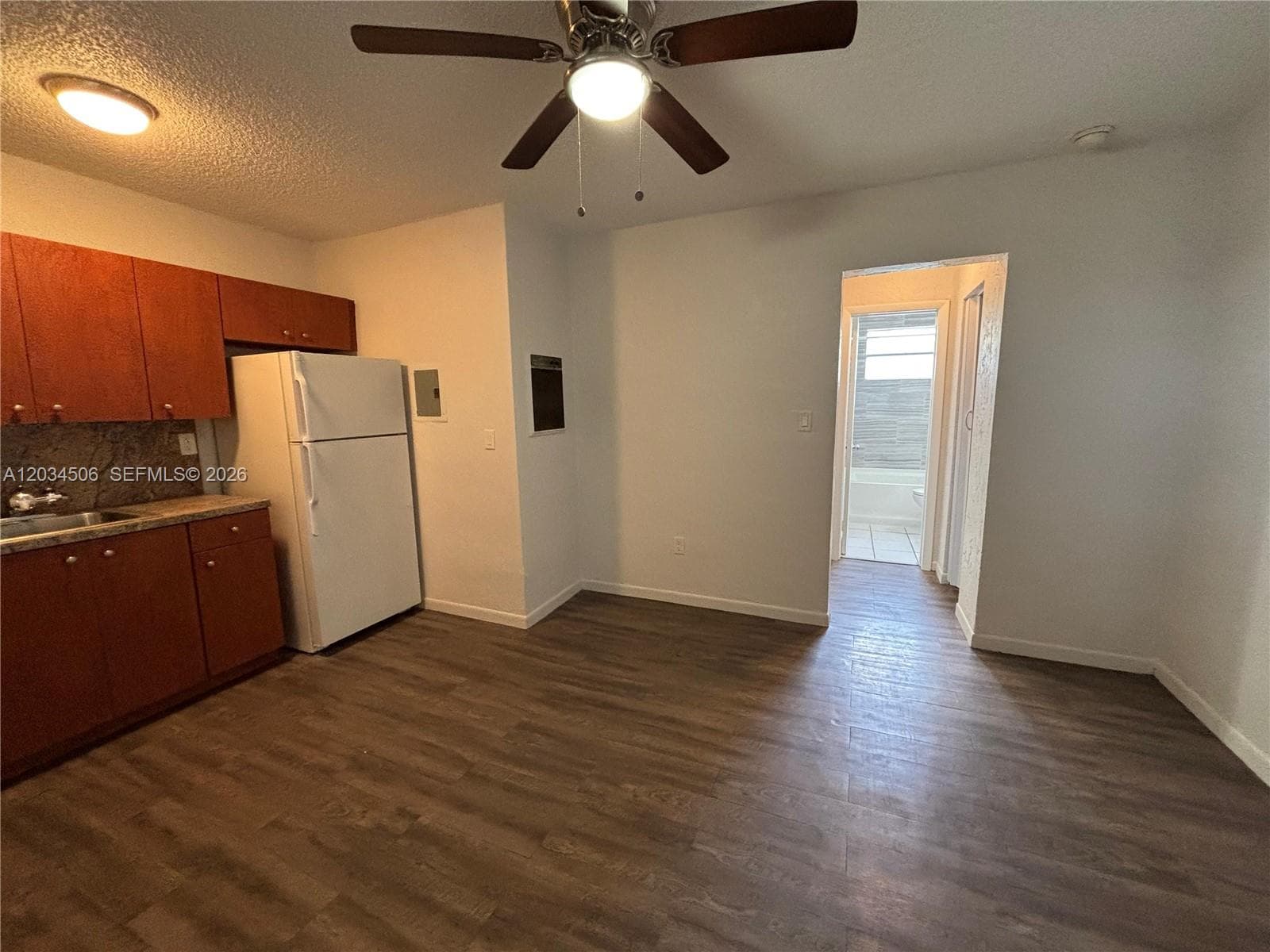 14120 NW 24th Ct # 303, Opa-Locka, FL 33054 — zdjęcie 4