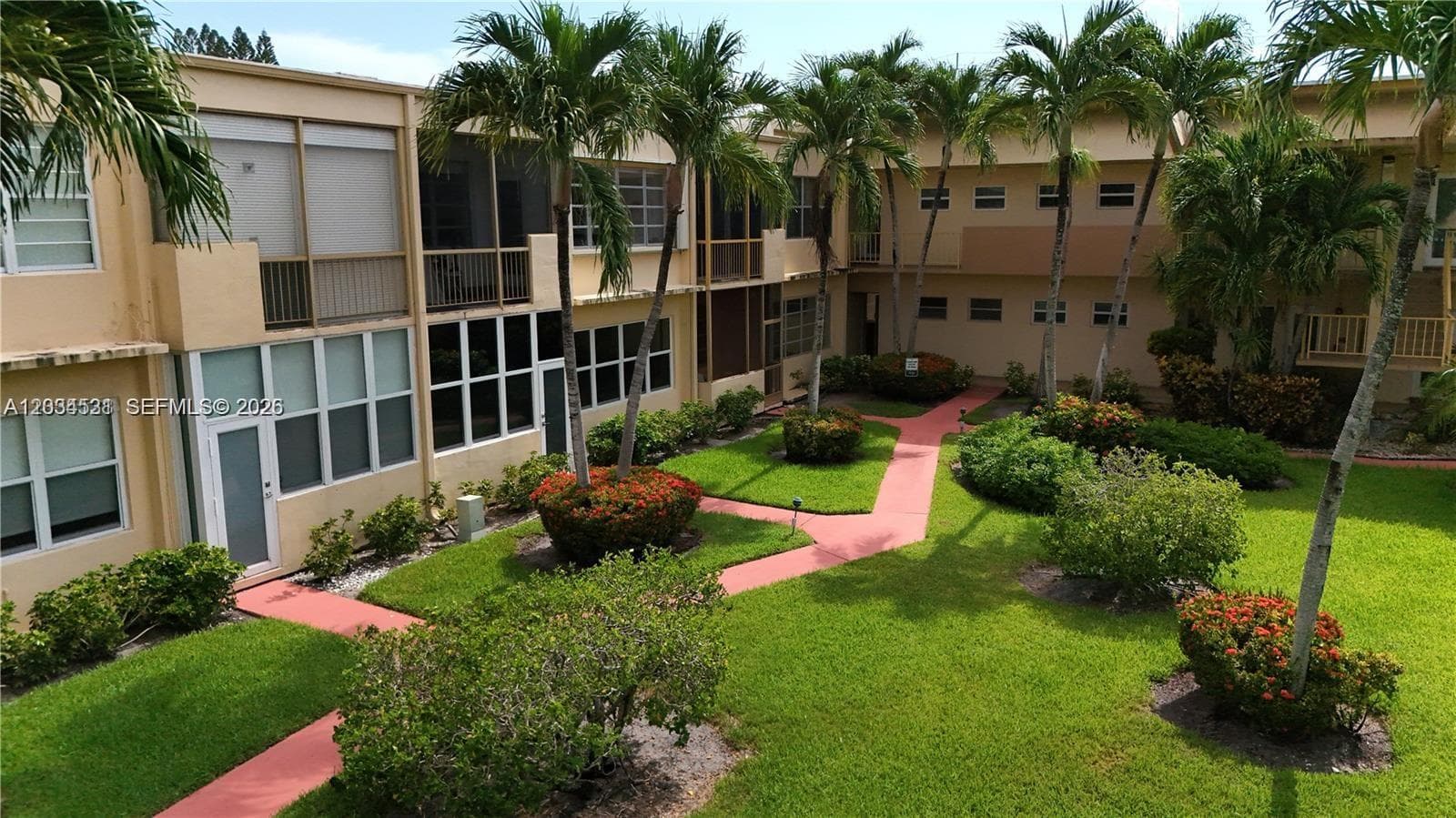 851 NE 14th Ave # 414, Hallandale Beach, FL 33009 — zdjęcie 3