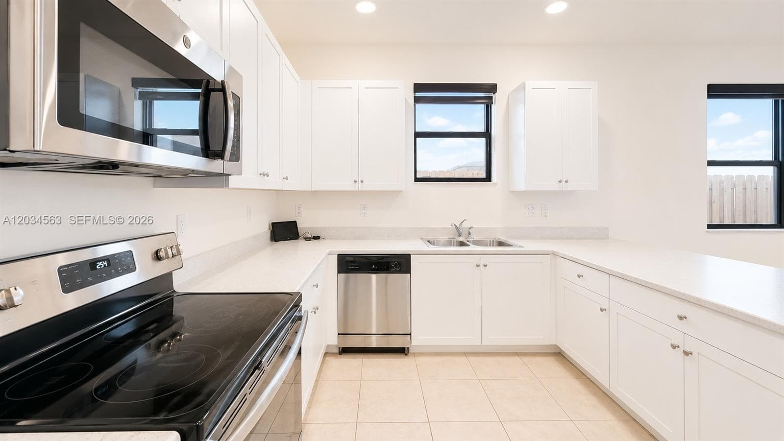 2434 NE 1st St # 2434, Homestead, FL 33033 — zdjęcie 4