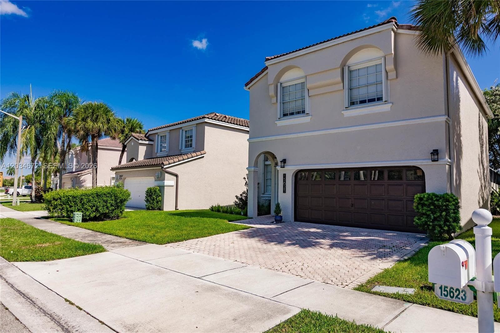 15623 NW 5th St, Pembroke Pines, FL 33028 — zdjęcie 3