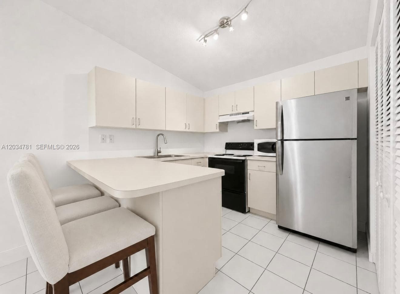 7611 SW 153rd Ct # 204, Miami, FL 33193 — zdjęcie 5