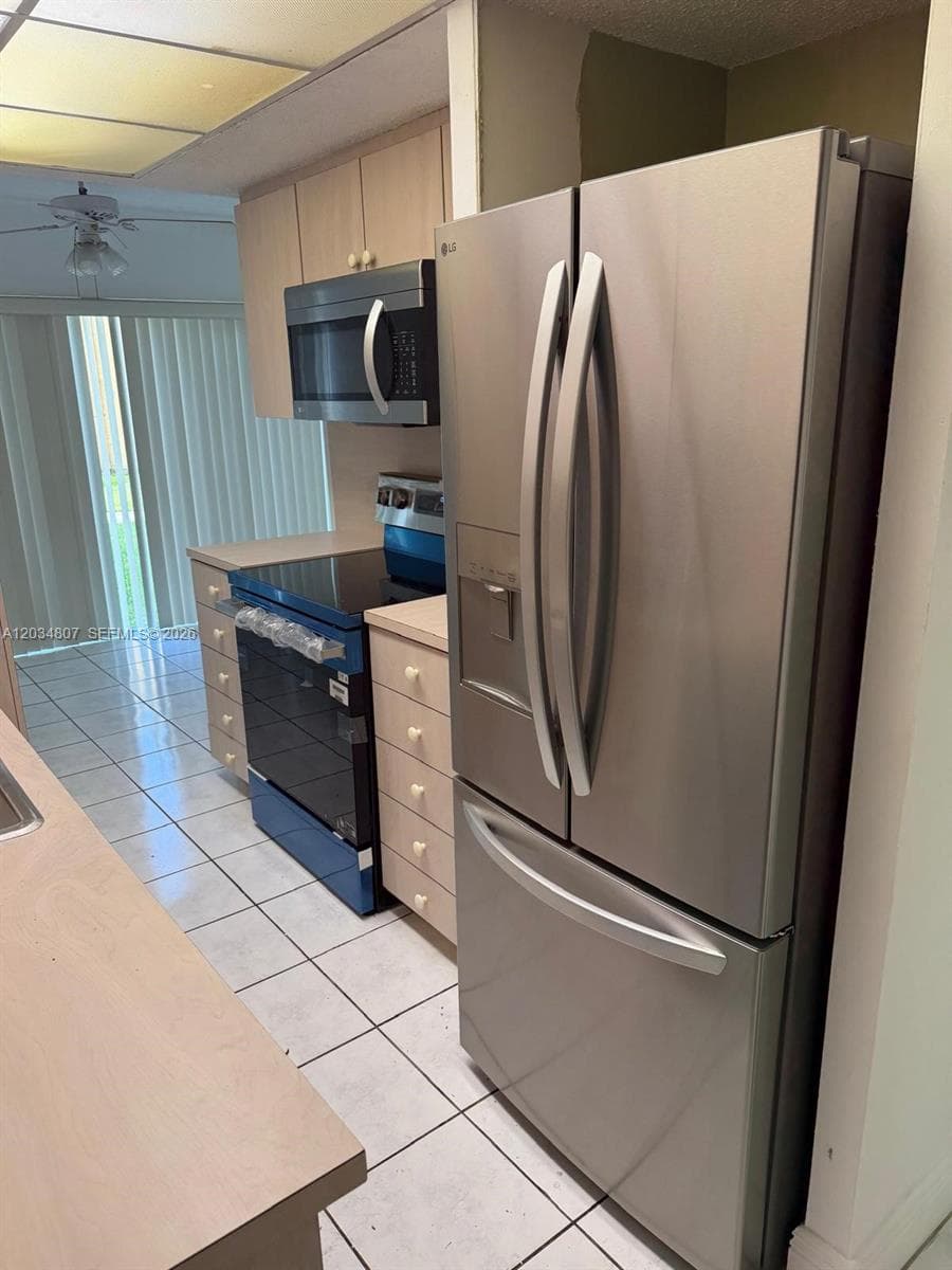 9311 SW 4th St # 117B, Miami, FL 33174 — zdjęcie 3