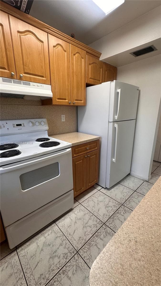 7646 Abbott Ave # 3, Miami Beach, FL 33141 — zdjęcie 2