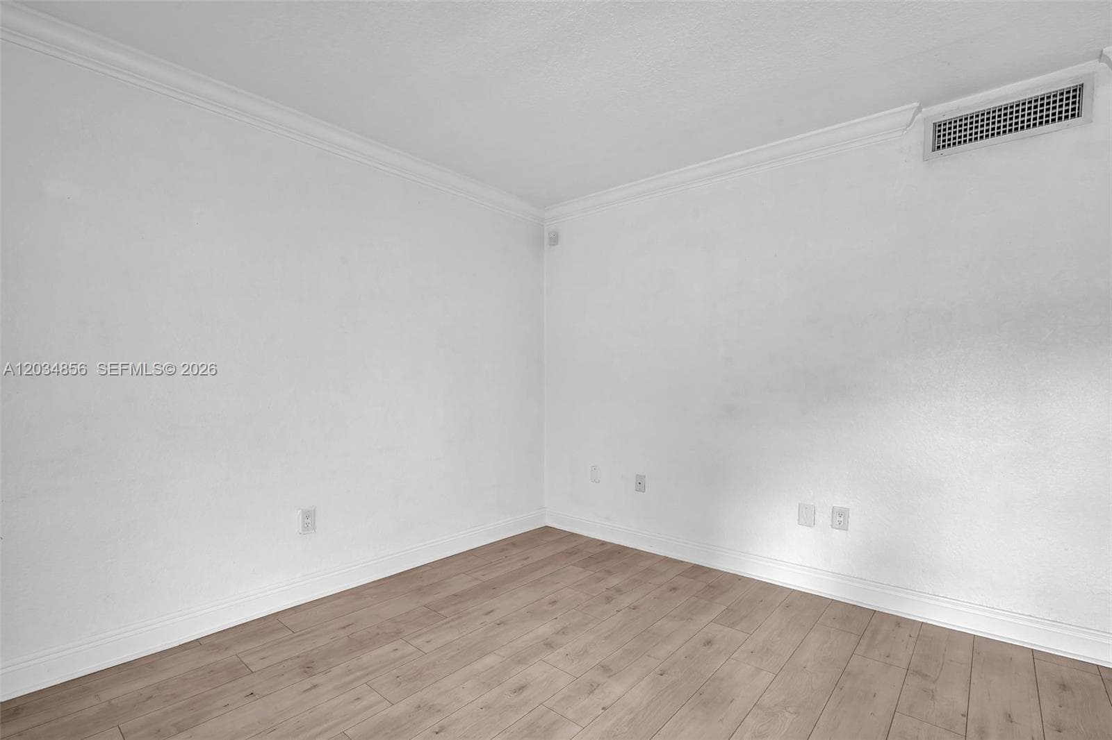 3245 Virginia St # 24, Miami, FL 33133 — zdjęcie 3