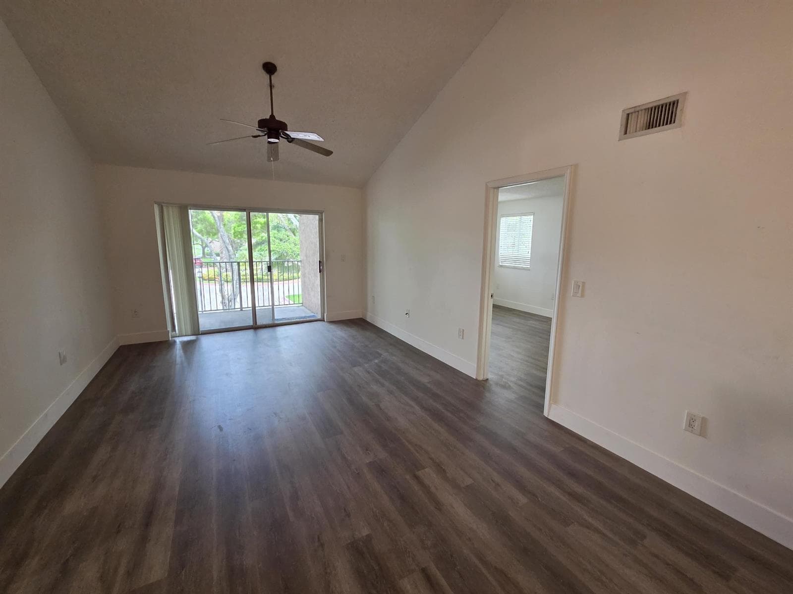 12112 Saint Andrews Place # 212, Miramar, FL 33025 — zdjęcie 3