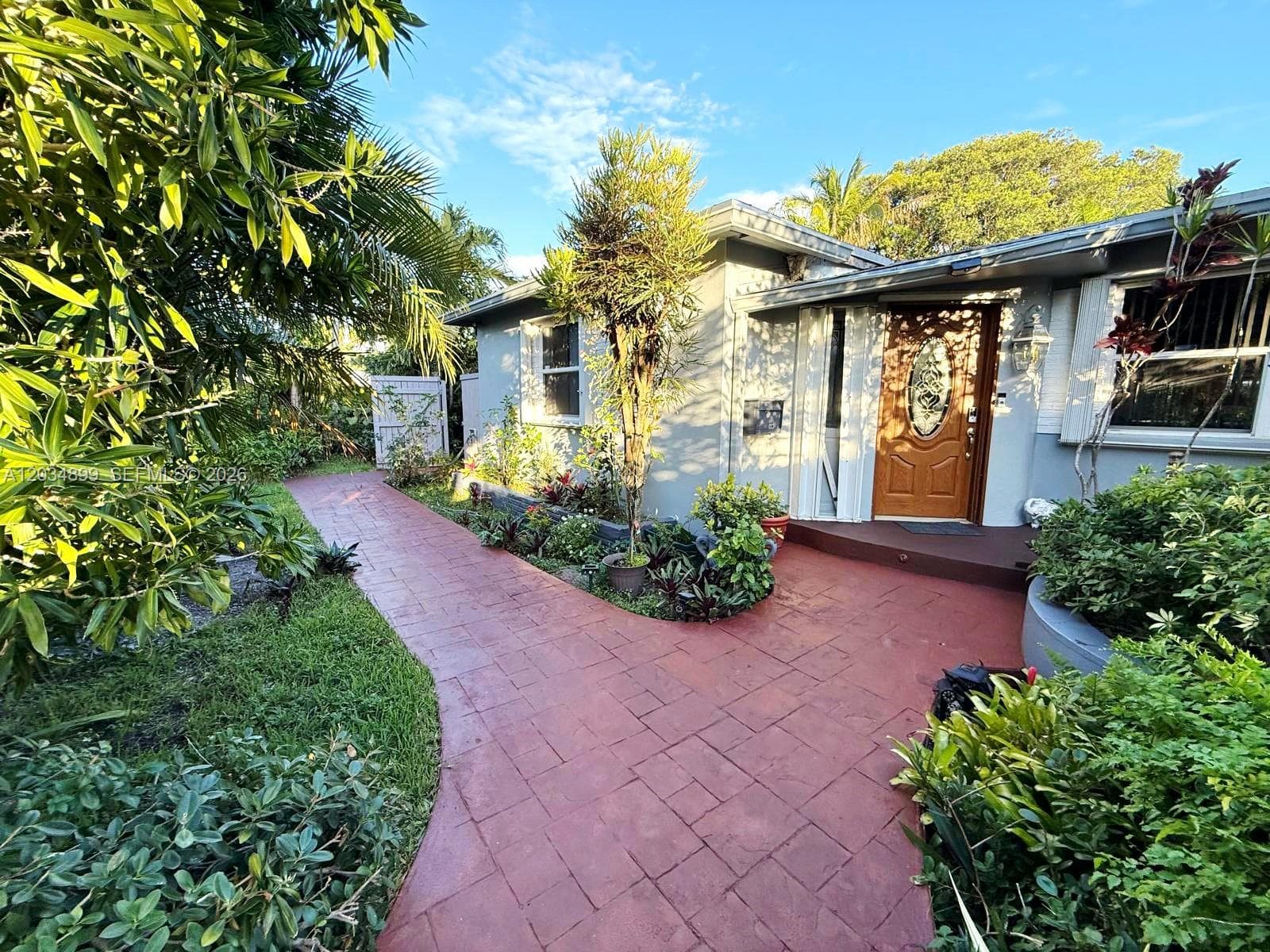 2630 Monroe St, Hollywood, FL 33020 — zdjęcie 2