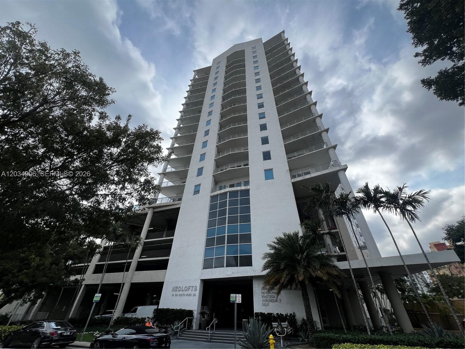 10 SW South River Dr # 812, Miami, FL 33130 — zdjęcie 2
