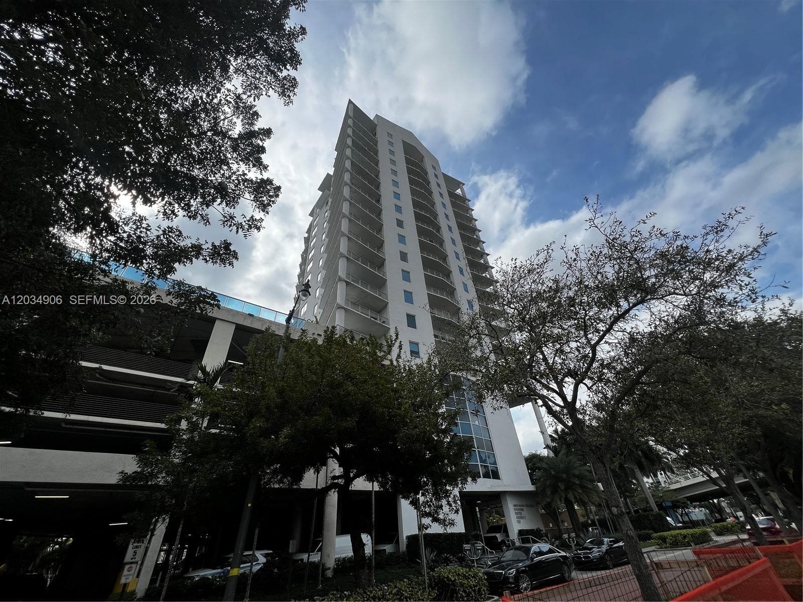 10 SW South River Dr # 812, Miami, FL 33130 — zdjęcie 3