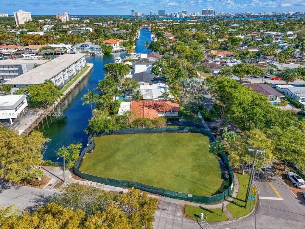 1805 Ixora Rd, North Miami, FL 33181 — zdjęcie 2