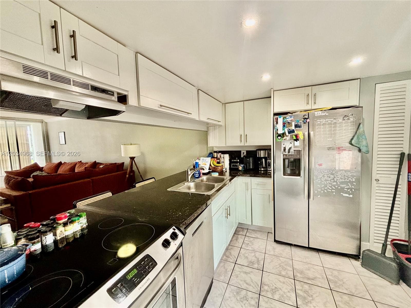 1304 NE 191st St # A232, Miami, FL 33179 — zdjęcie 3