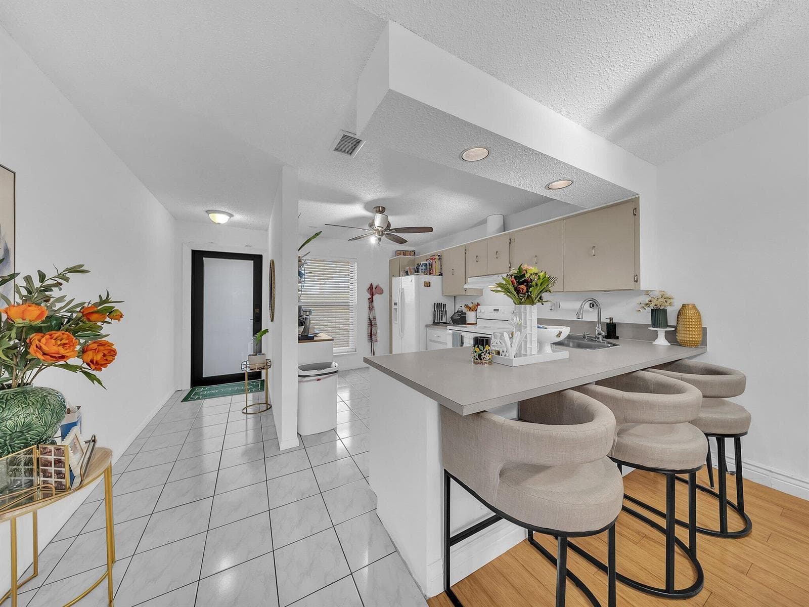 1023 Banks Road # 201, Margate, FL 33063 — zdjęcie 3