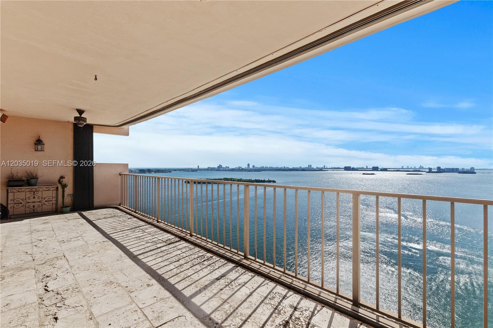 1800 NE 114th St # 2204, Miami, FL 33181 — zdjęcie 2