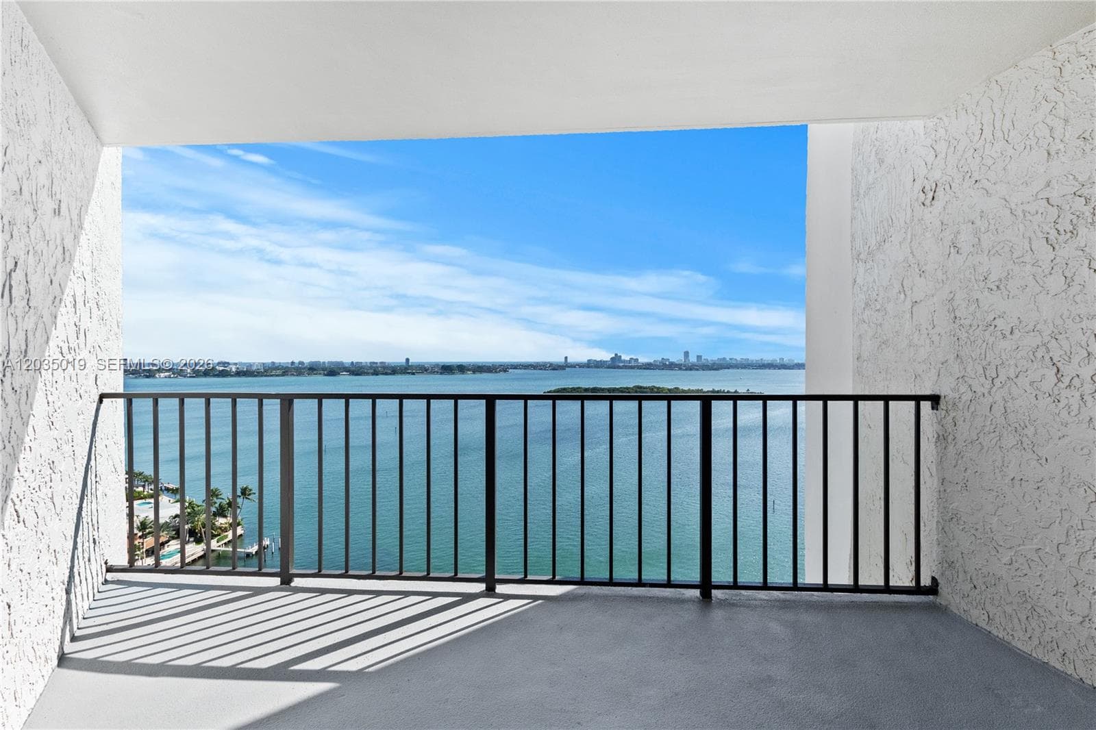 1800 NE 114th St # 2204, Miami, FL 33181 — zdjęcie 4
