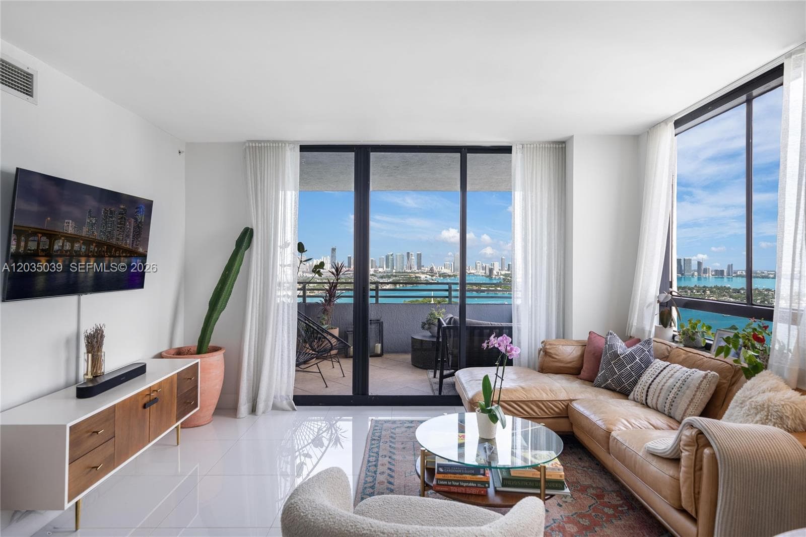 1330 West Ave # 3001, Miami Beach, FL 33139 — zdjęcie 3