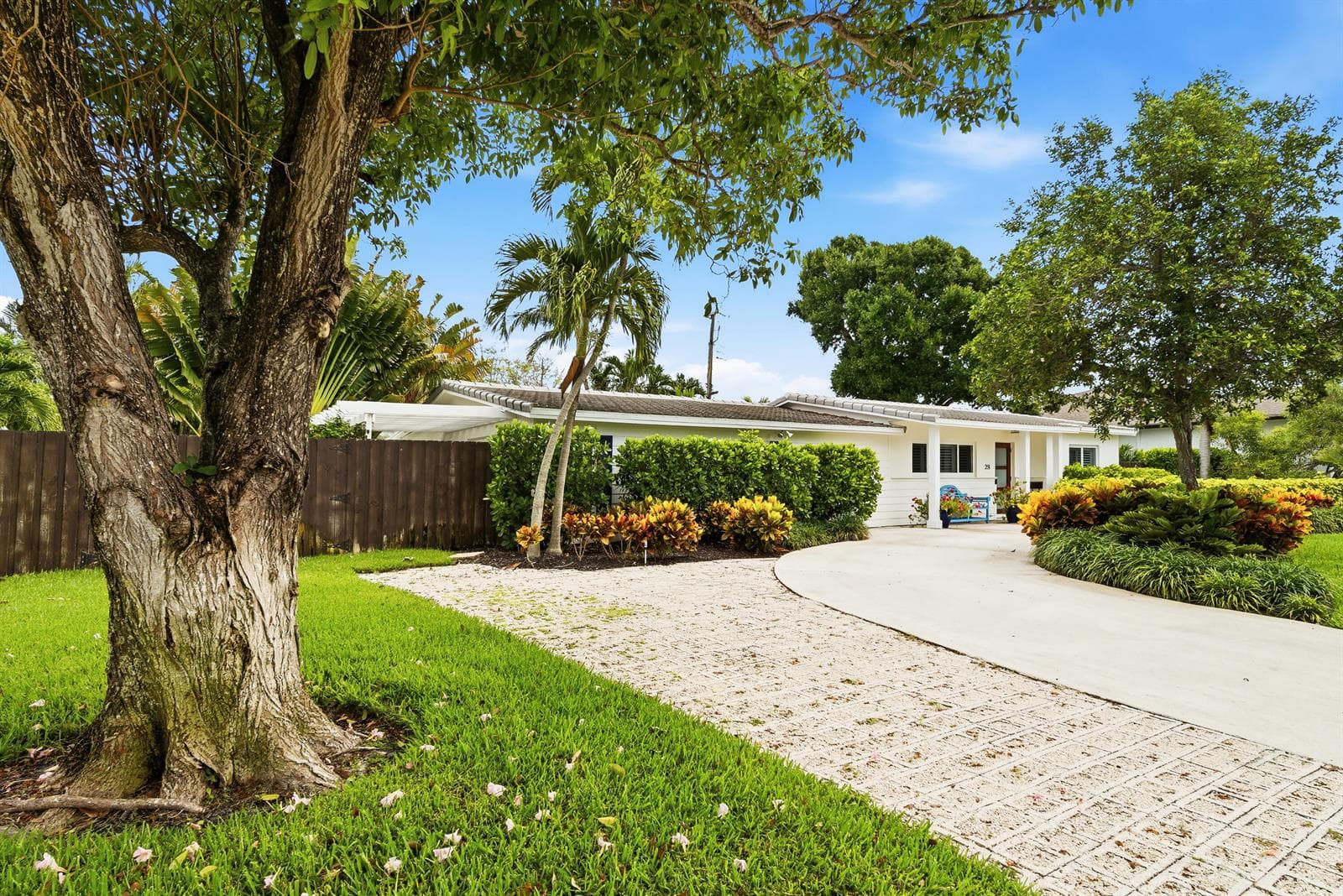 251 Gregory Place, West Palm Beach, FL 33405 — zdjęcie 2