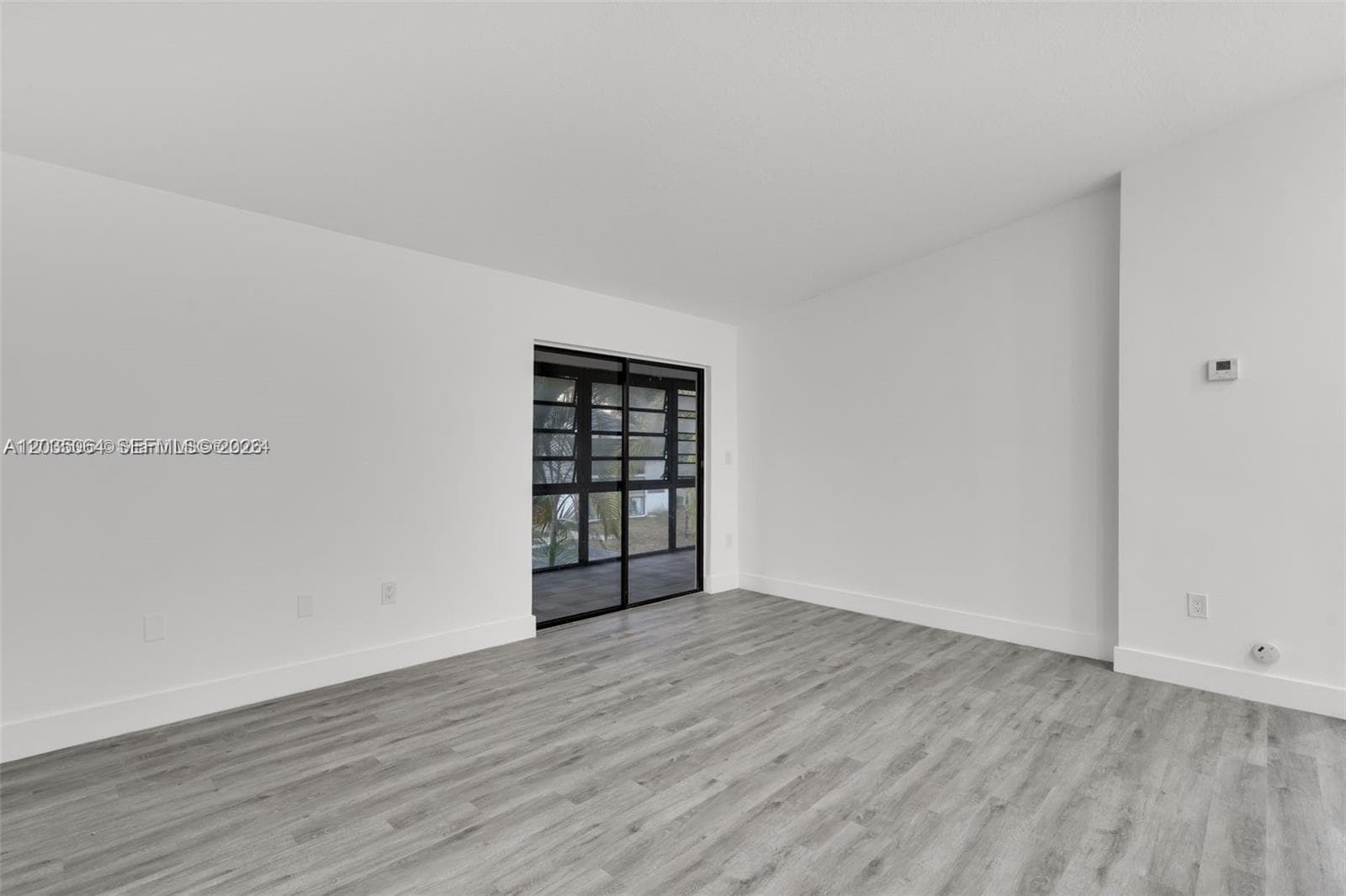 18965 NW 62nd Ave # 210, Hialeah, FL 33015 — zdjęcie 5