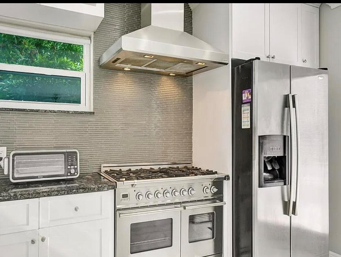 1760 Bel Air Avenue, Lauderdale By The Sea, FL 33062 — zdjęcie 2