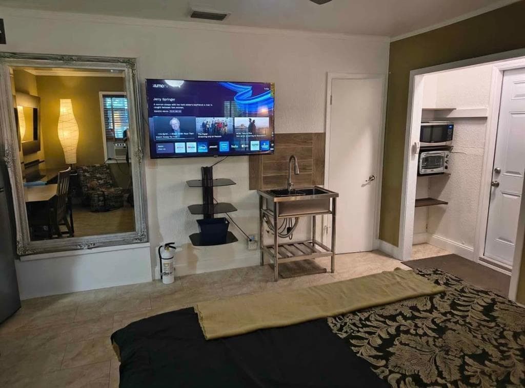 5741 SW 24th Avenue # Unit B, Dania Beach, FL 33312 — zdjęcie 5