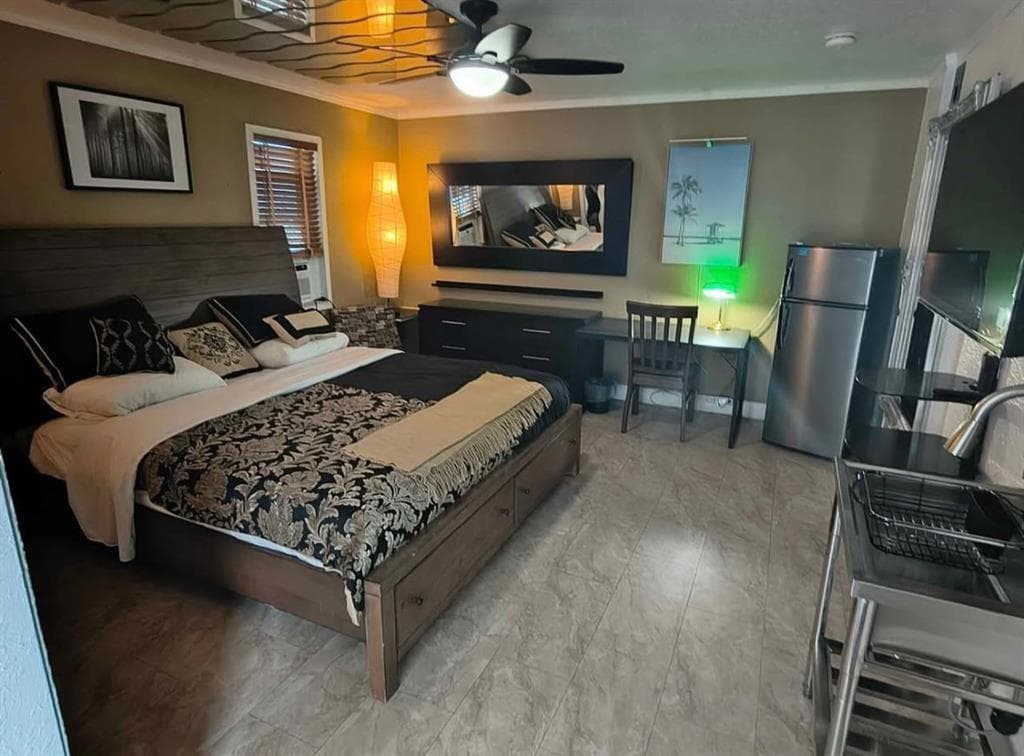 5741 SW 24th Avenue # Unit B, Dania Beach, FL 33312 — zdjęcie 4