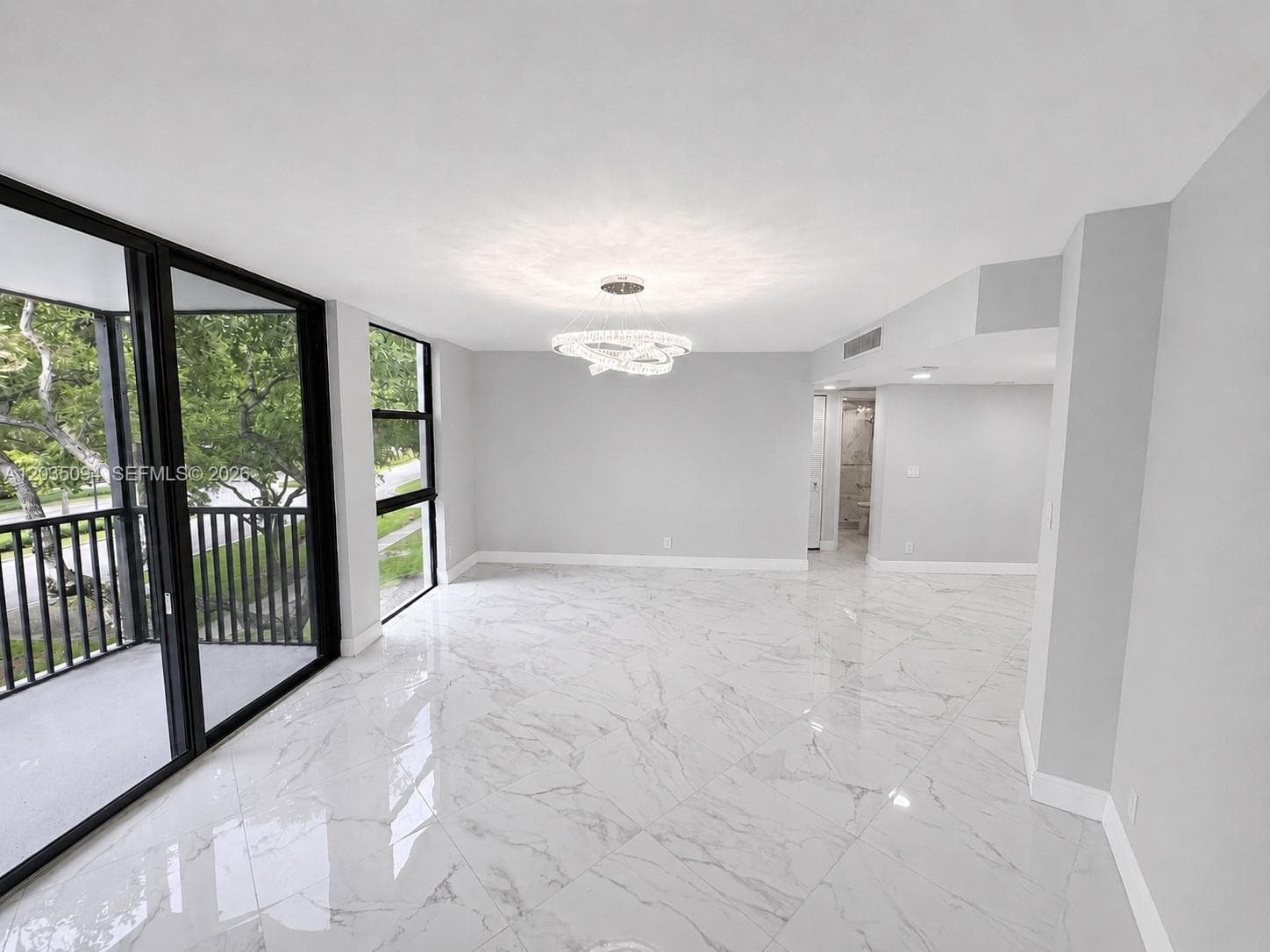 3301 N Country Club Dr # 305, Aventura, FL 33180 — zdjęcie 3
