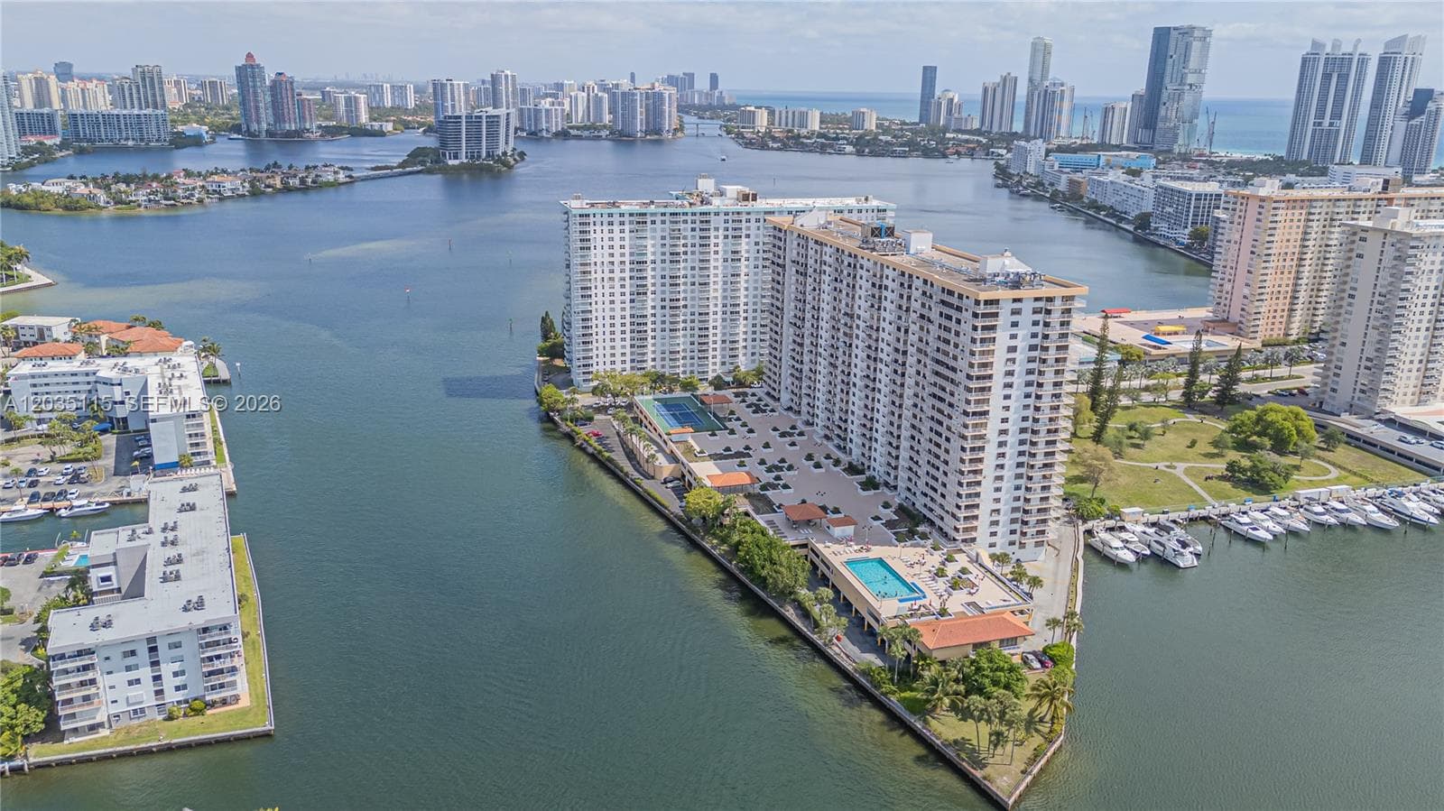 301 174 ST # 702, Sunny Isles Beach, FL 33160 — zdjęcie 5