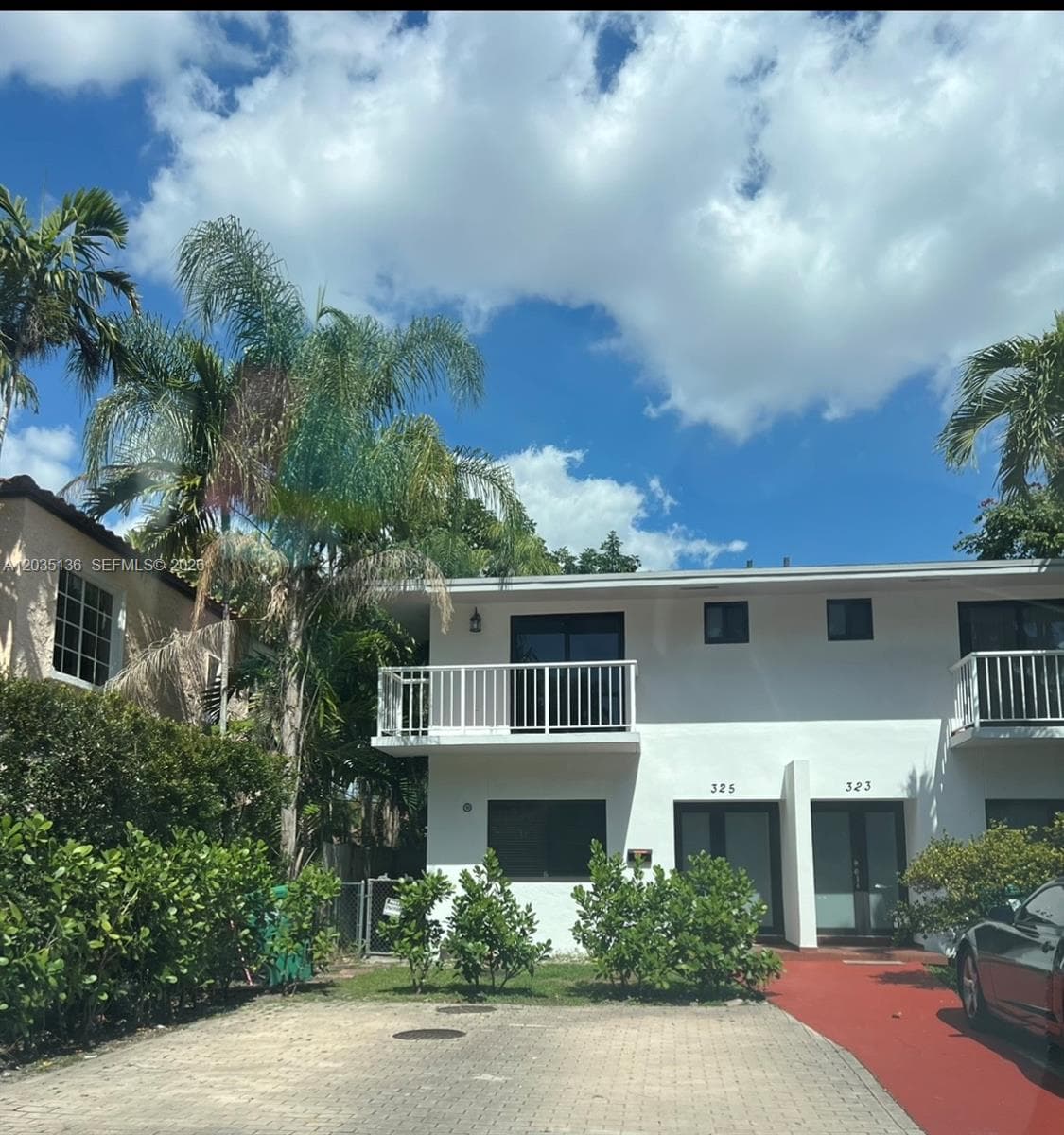 325 MENORES AVE, Coral Gables, FL 33134 — zdjęcie 2