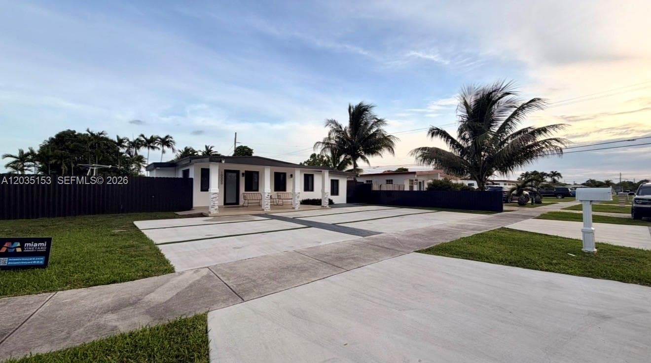 10000 SW 43rd St, Miami, FL 33165 — zdjęcie 2