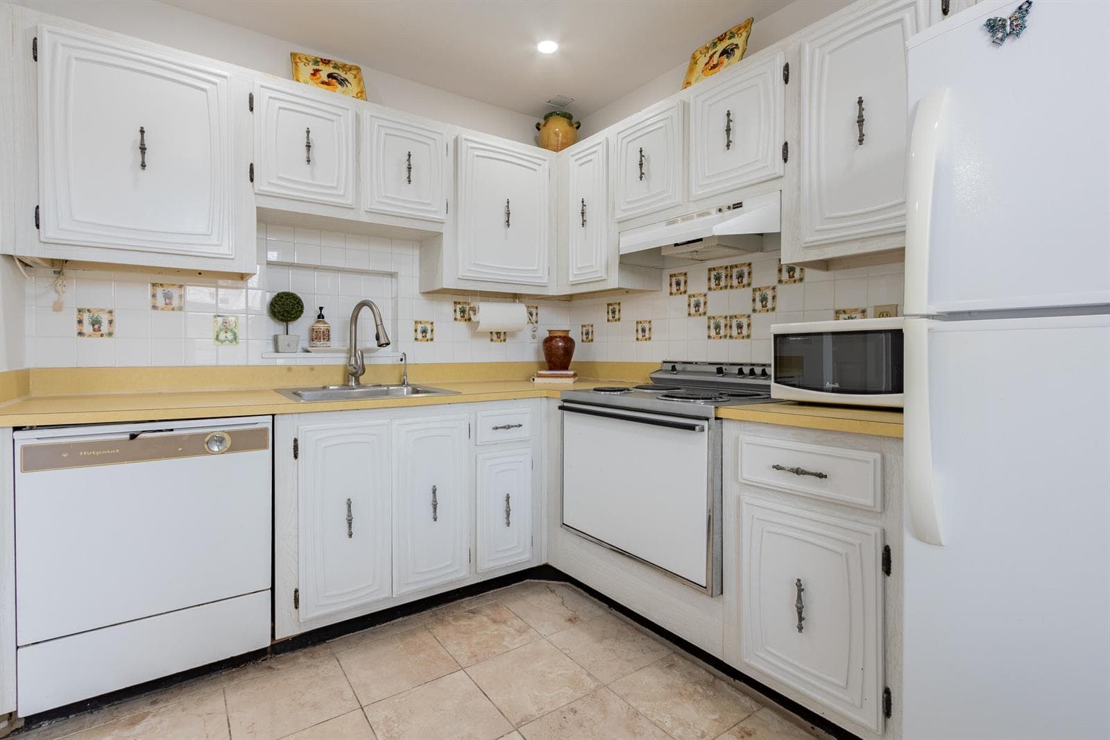 2811 Somerset Drive # 412, Lauderdale Lakes, FL 33311 — zdjęcie 2