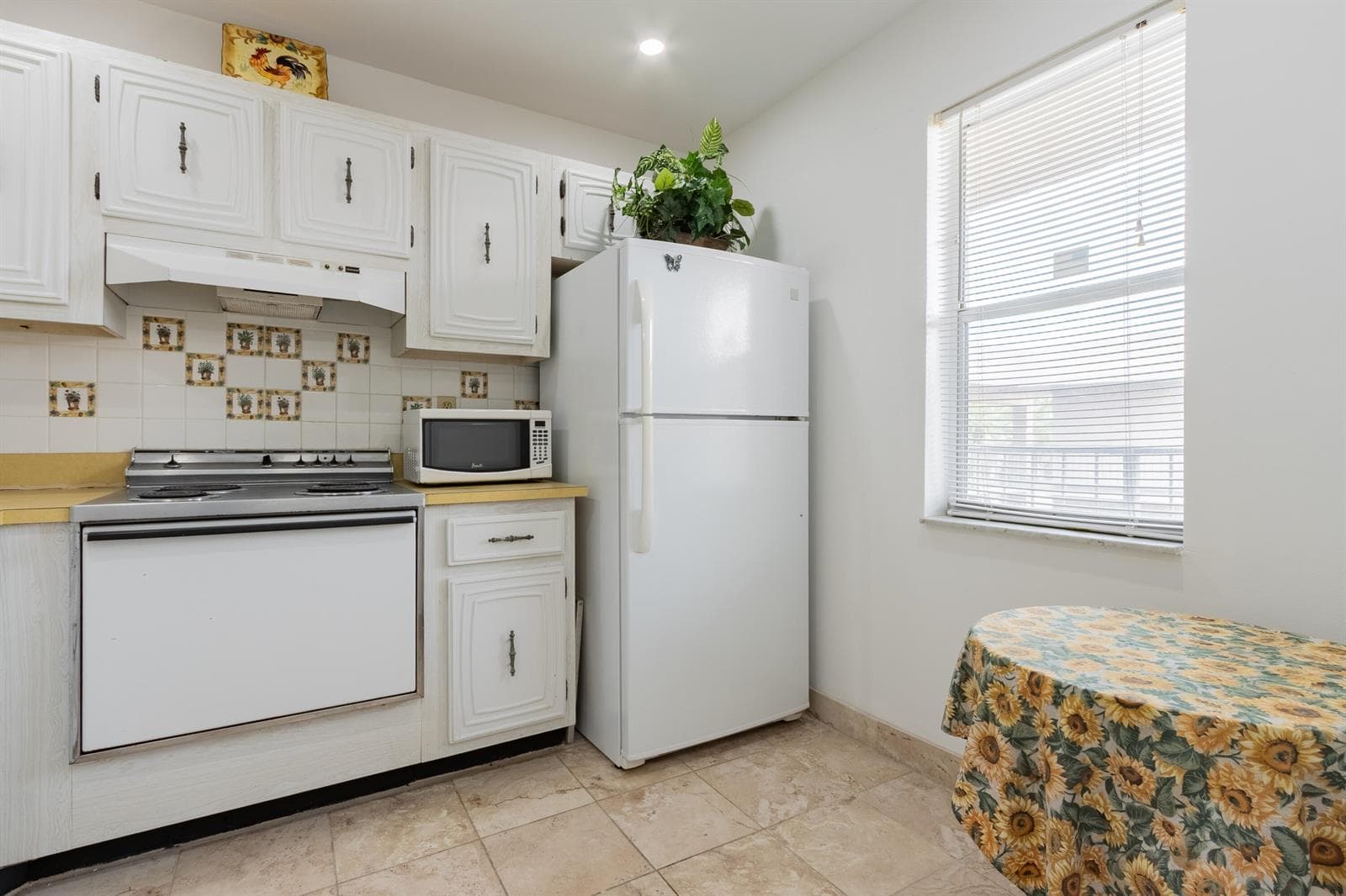 2811 Somerset Drive # 412, Lauderdale Lakes, FL 33311 — zdjęcie 3