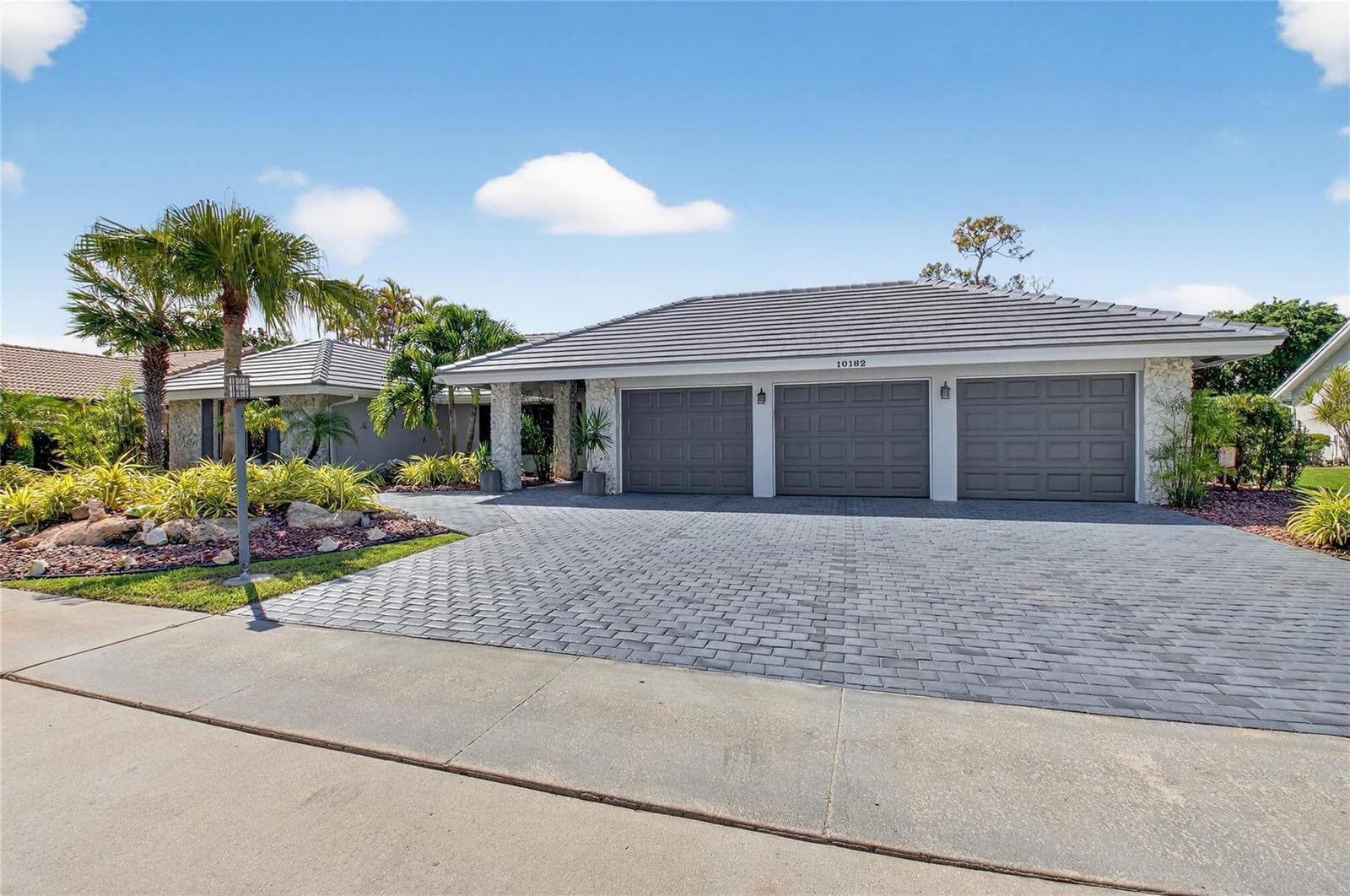 10182 Boca Woods Lane, Boca Raton, FL 33428 — zdjęcie 3