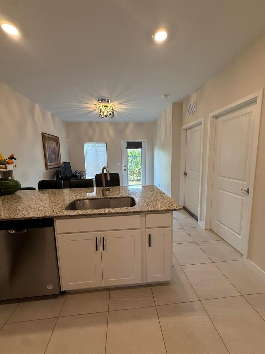 5012 Elderberry Street, Haverhill, FL 33415 — zdjęcie 5