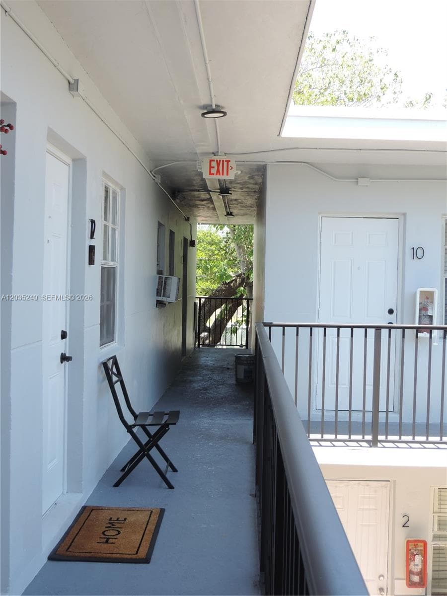 3615 Thomas Ave # 11, Miami, FL 33133 — zdjęcie 5