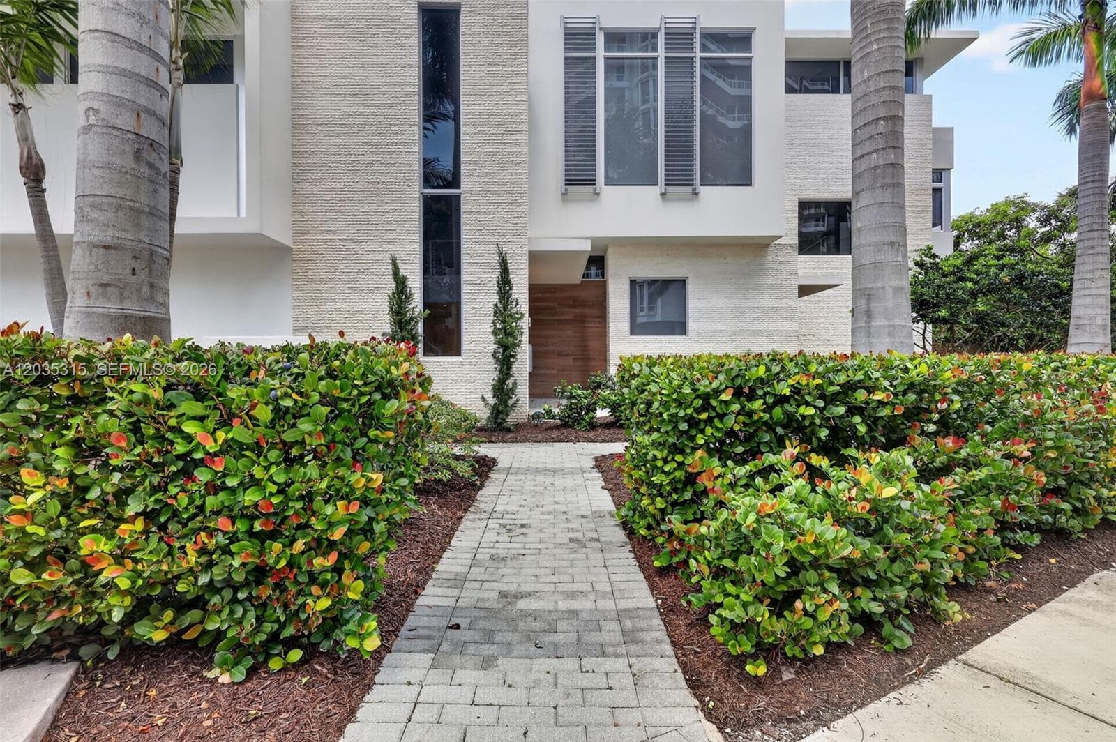 3750 Yacht Club Dr # TH5, Aventura, FL 33180 — zdjęcie 4