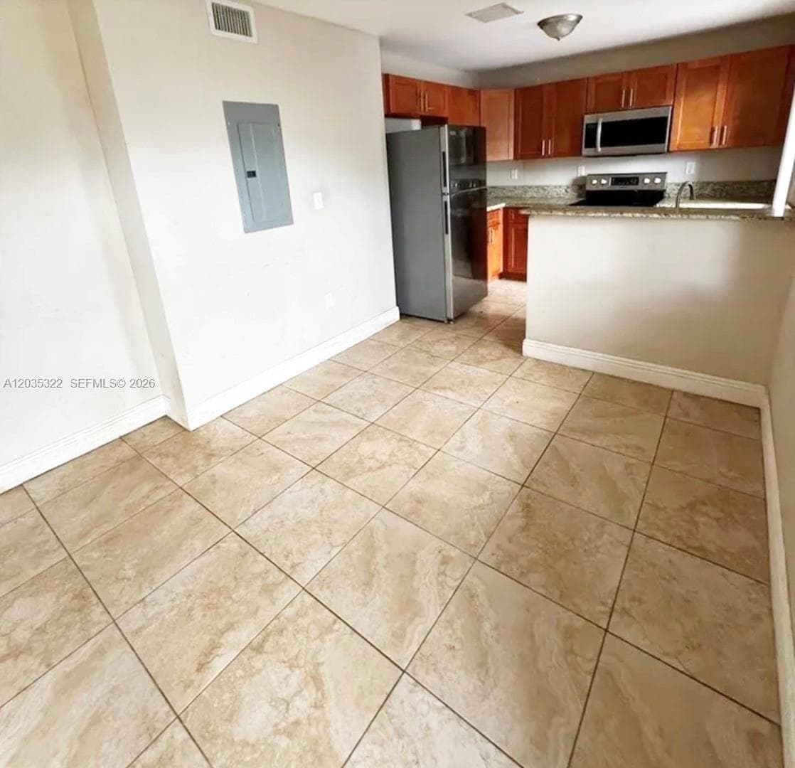 1999 NW 5th Pl # 2, Miami, FL 33136 — zdjęcie 2
