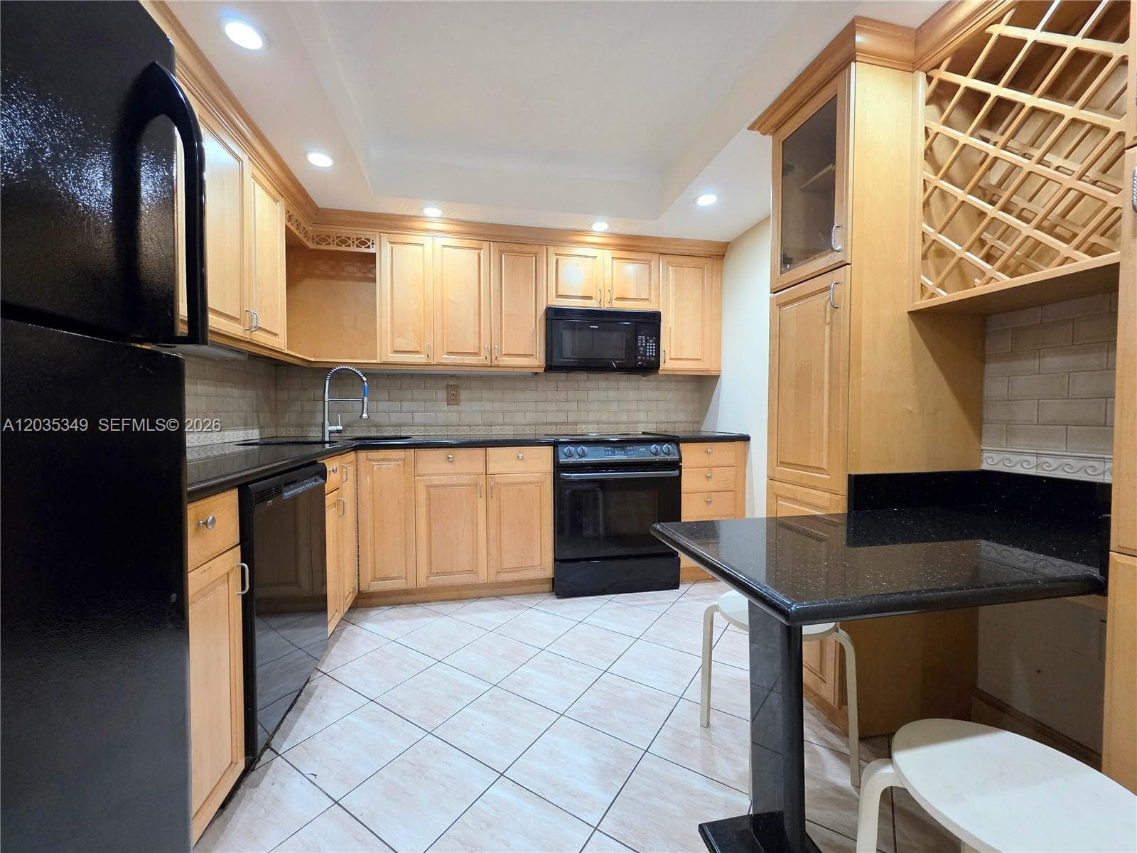 2780 NE 183rd St # 1111, Aventura, FL 33160 — zdjęcie 3