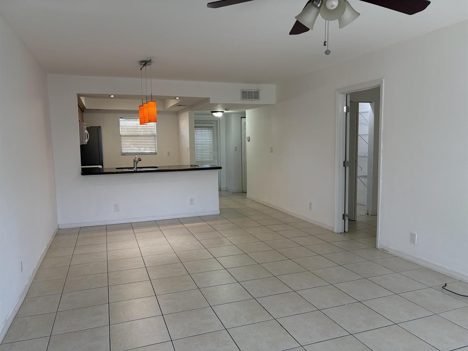 8311 Sands Point Boulevard # 106, Tamarac, FL 33321 — zdjęcie 3