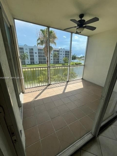 10720 NW 66th St # 305, Doral, FL 33178 — zdjęcie 3