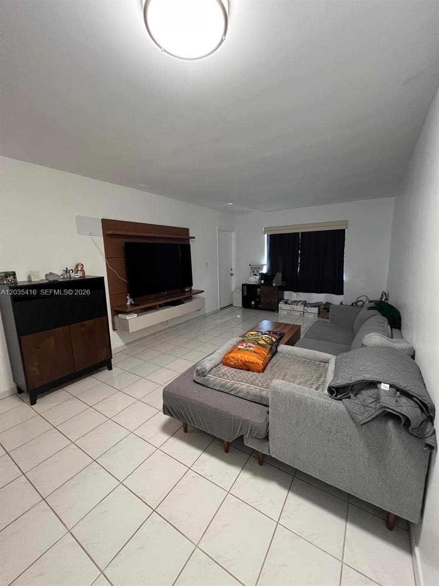 13101 Memorial Hwy 201 Hwy # 201, North Miami, FL 33161 — zdjęcie 5