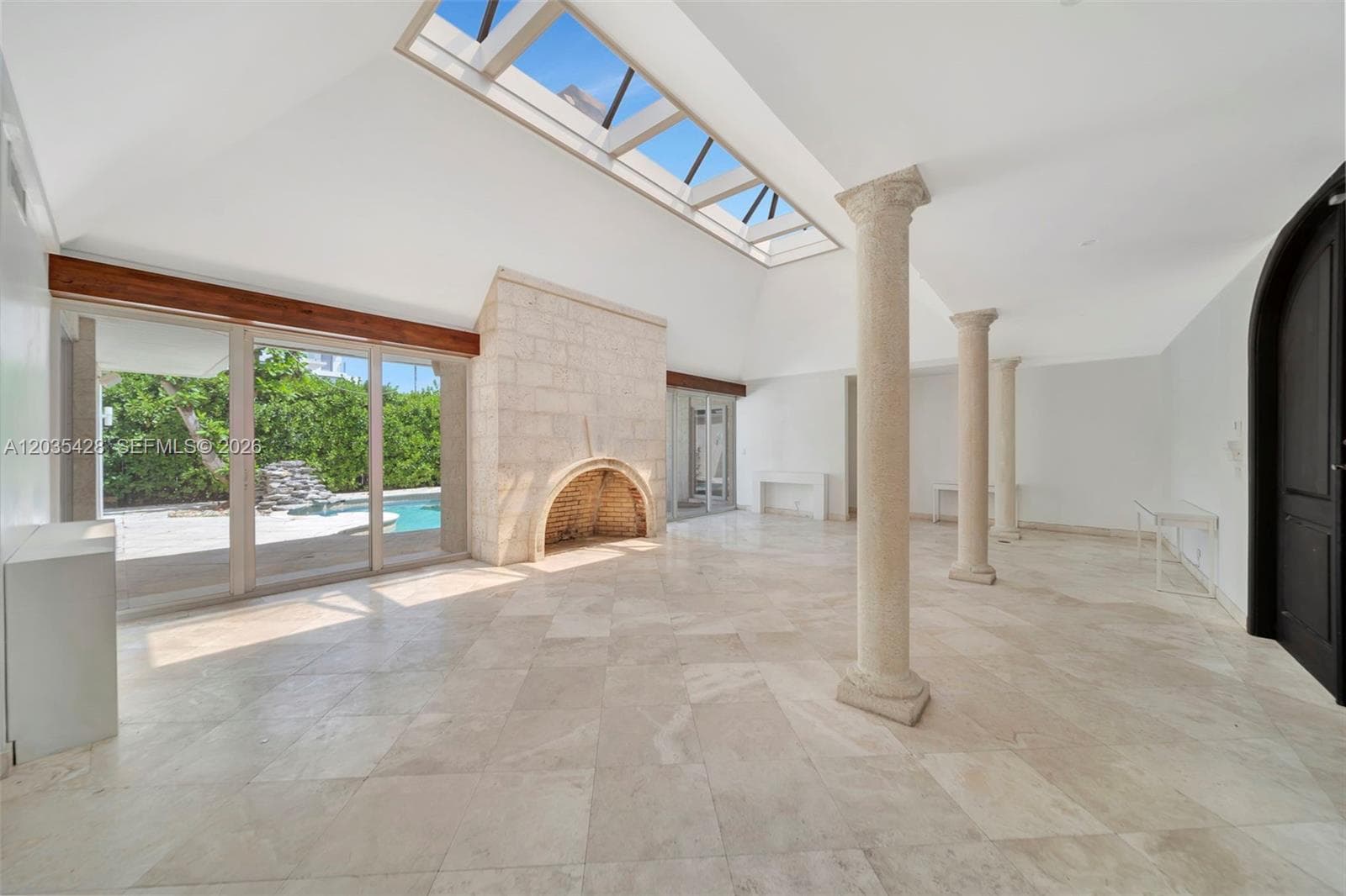 111 S Hibiscus Dr, Miami Beach, FL 33139 — zdjęcie 3