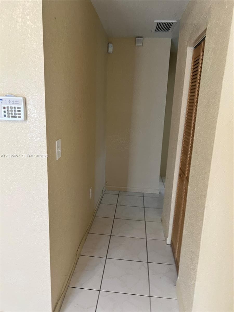 789 NW 55th Ter # B, Miami, FL 33127 — zdjęcie 4