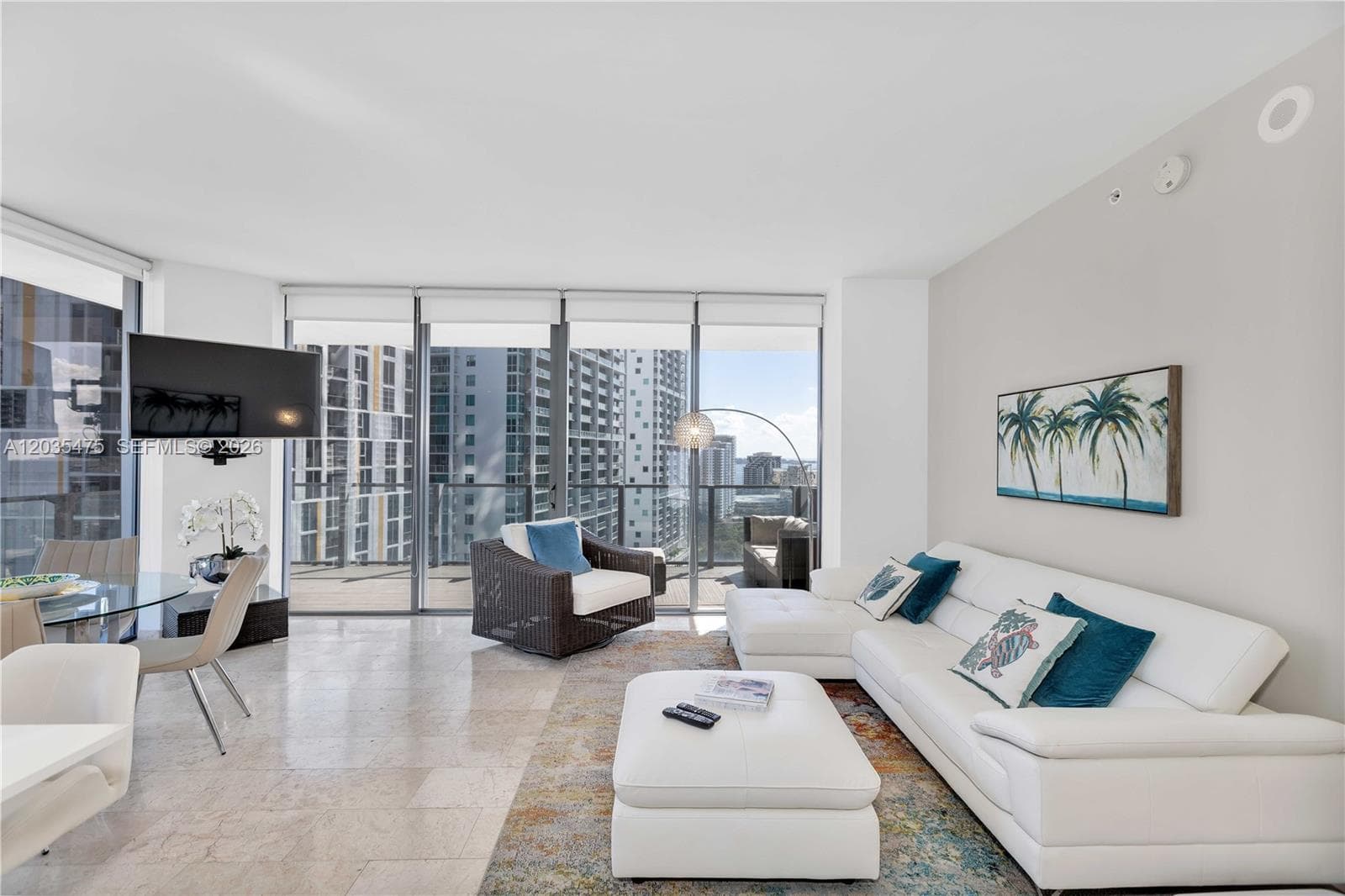68 SE 6th St # 1611, Miami, FL 33131 — zdjęcie 4