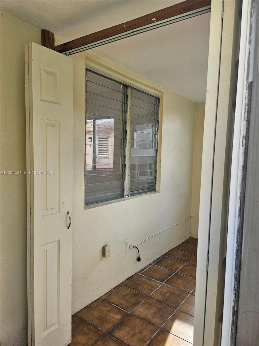 709 NE 4th Ct # 6, Hallandale Beach, FL 33009 — zdjęcie 3