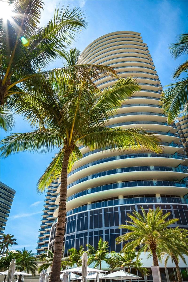 9703 Collins Ave # 2501/03, Bal Harbour, FL 33154 — zdjęcie 2