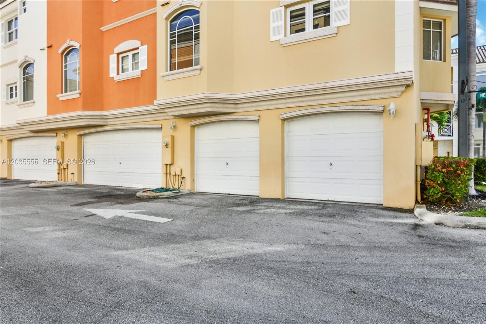 2707 NE 184th Ter, Aventura, FL 33160 — zdjęcie 2