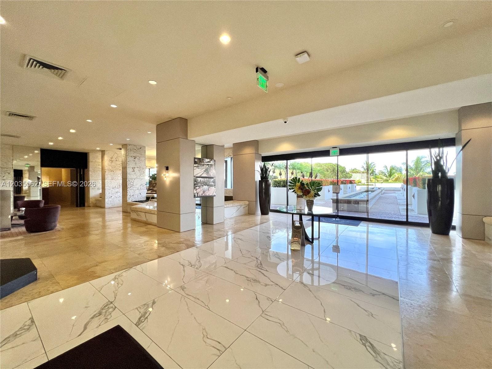 1000 W Island Blvd # 3010, Aventura, FL 33160 — zdjęcie 2