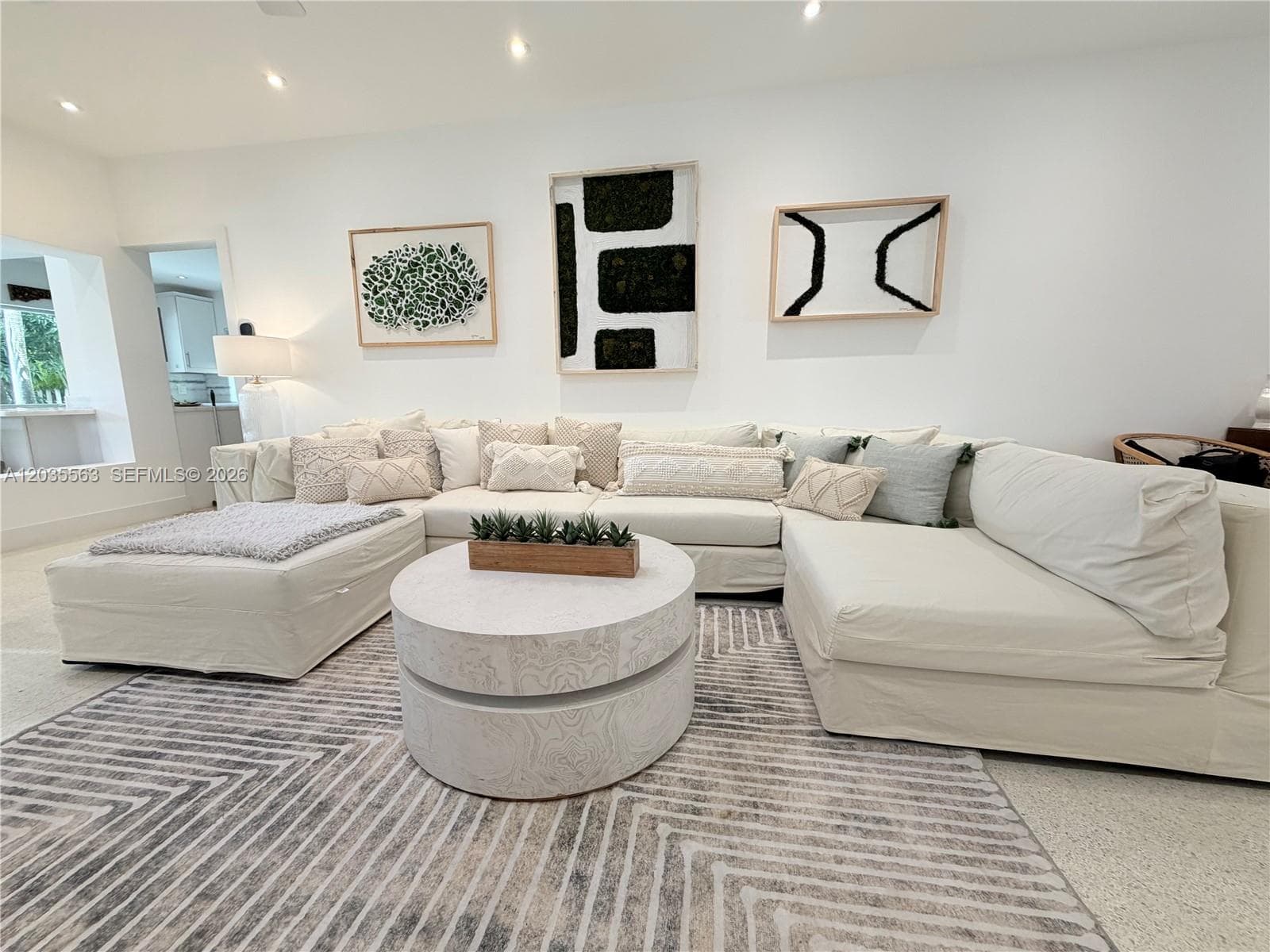 1460 Cleveland Rd, Miami Beach, FL 33141 — zdjęcie 2