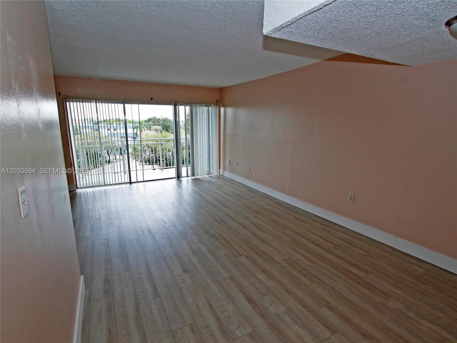 9351 Fontainebleau Blvd # B403, Miami, FL 33172 — zdjęcie 5
