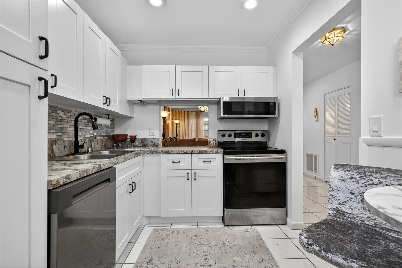 102 Lake Anne Drive, West Palm Beach, FL 33411 — zdjęcie 3