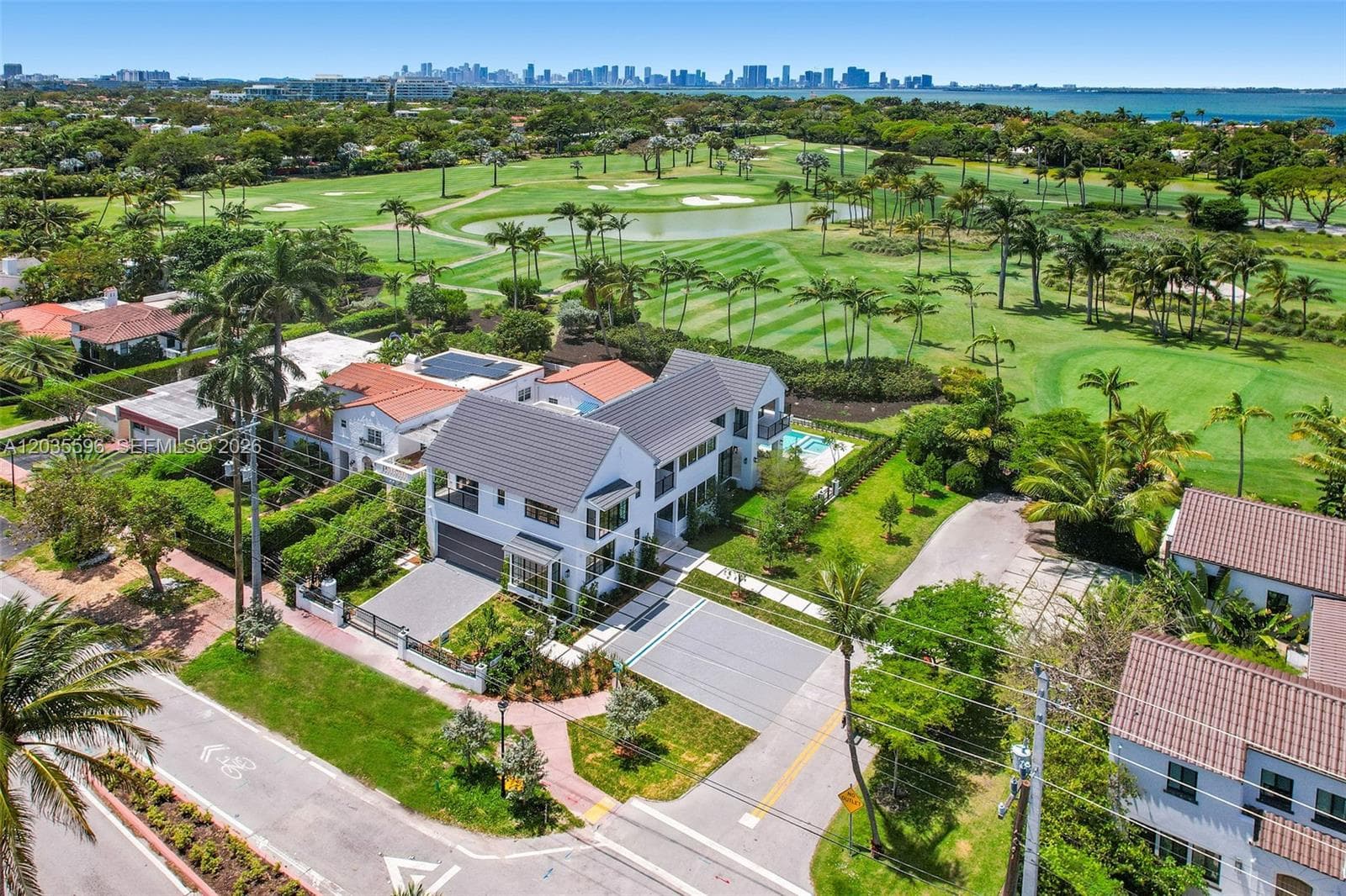 5262 La Gorce Dr, Miami Beach, FL 33140 — zdjęcie 2