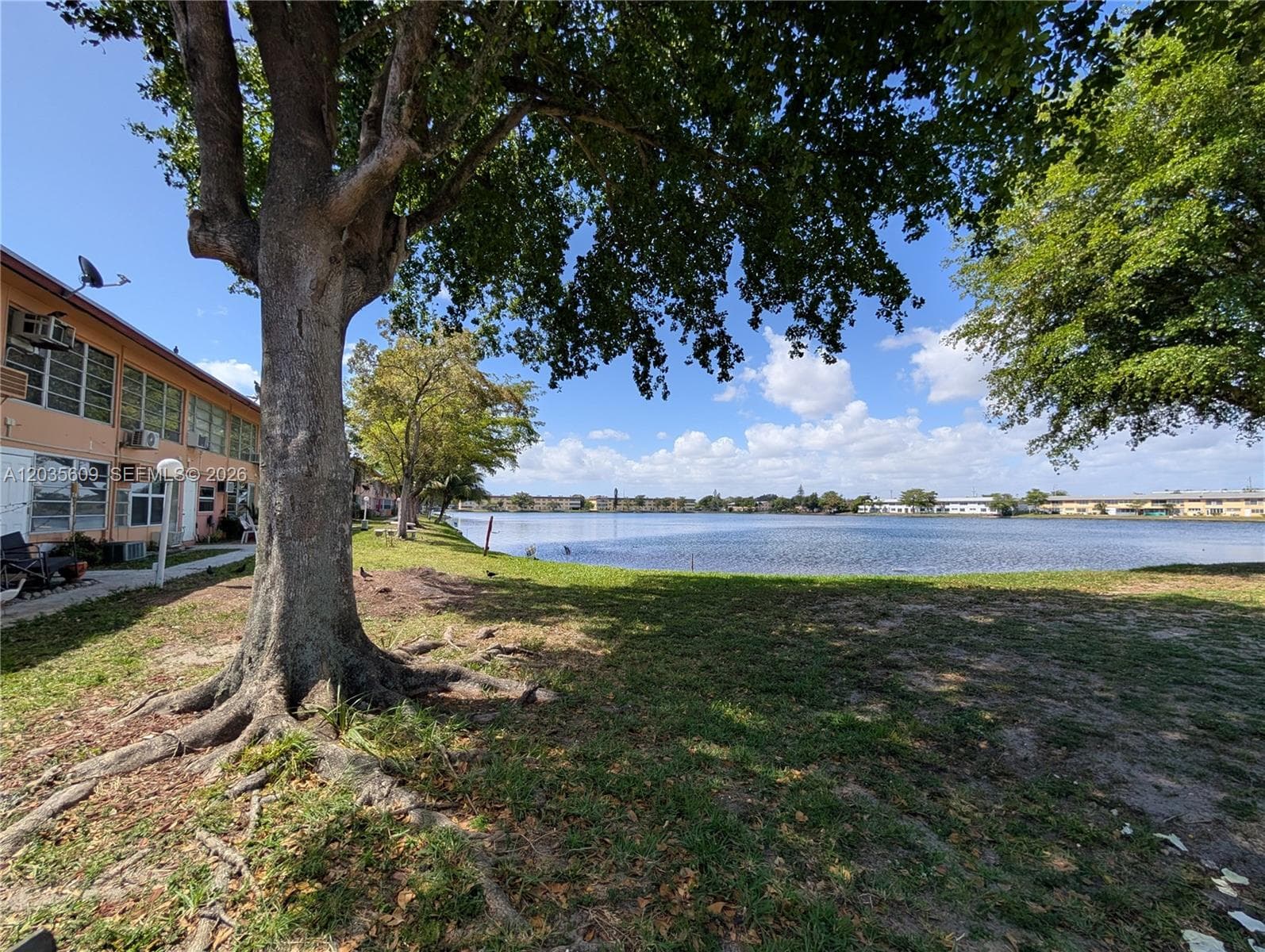 19080 NE 3rd Ct # 311, Miami, FL 33179 — zdjęcie 2
